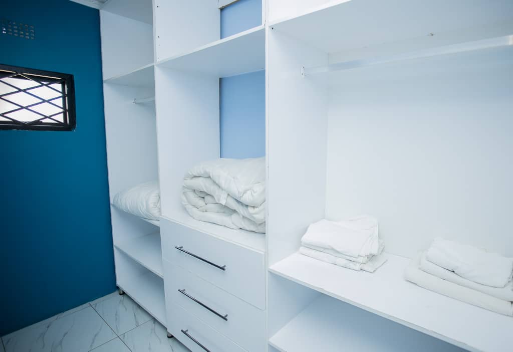 Walk-in closet