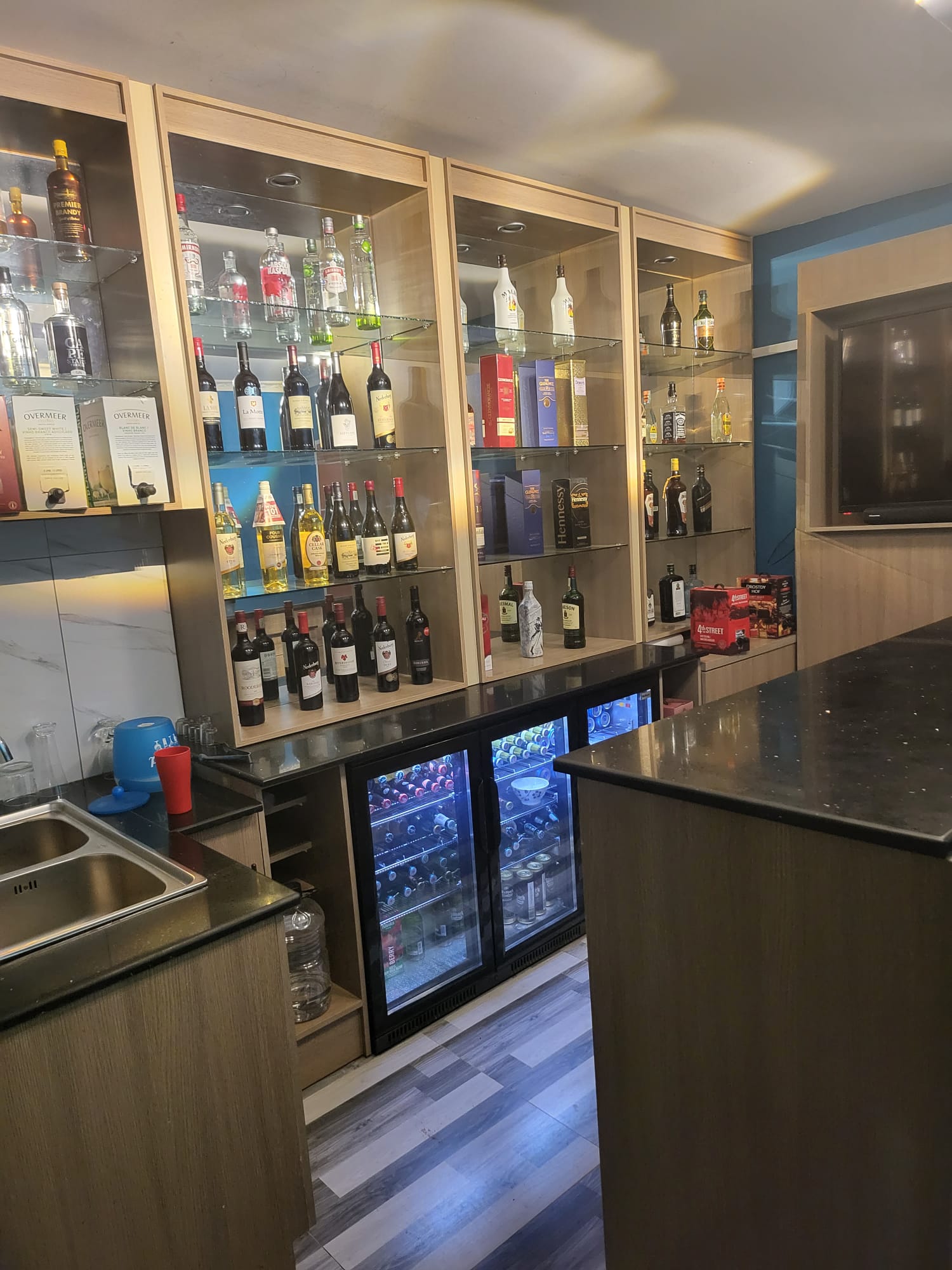 Bar with wine fridge